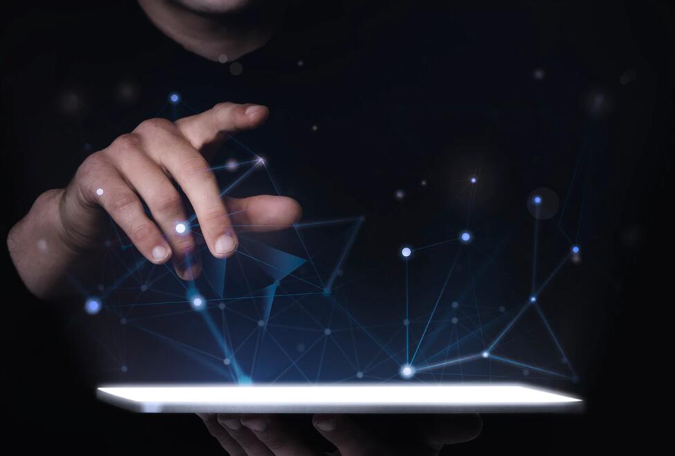 金多顺和郑容和怎么了,我上网上一搜都说郑容和是金多顺男友 郑容和徐贤